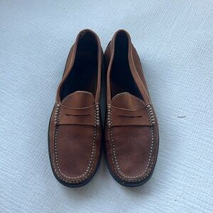 TOD’S Tan leather loafers